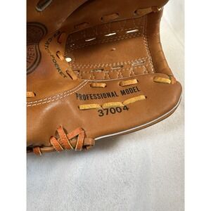 Windsor Professional Model 37004  Baseball Glove
